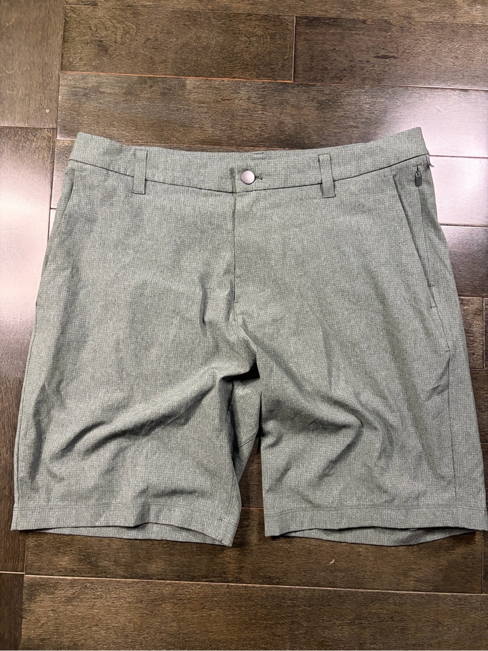Lululemon Commission Shorts Grey Heather Men’s Size 34 Zip Pocket Golf Casual